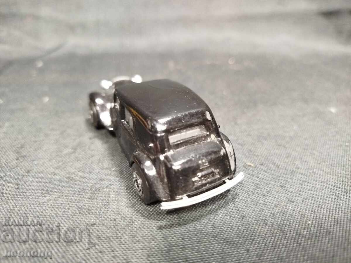 Auction  OLD RETRO METAL CARRIER MATCHBOX ENGLAND CITROEN 15 CV