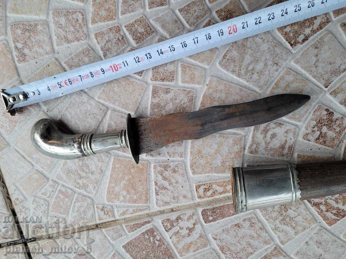 Παράδοση Μαχαίρι, στιλέτο, στιλέτο