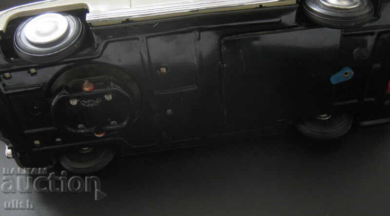 Κινέζος φωτογράφος μεταλλικών παιχνιδιών στο αυτοκίνητο ME630 με τιμή 100.00 BGN | € 51.13 Κινέζος φωτογράφος μεταλλικών παιχνιδιών στο αυτοκίνητο ME630 με τιμή 100.00 BGN | € 51.13