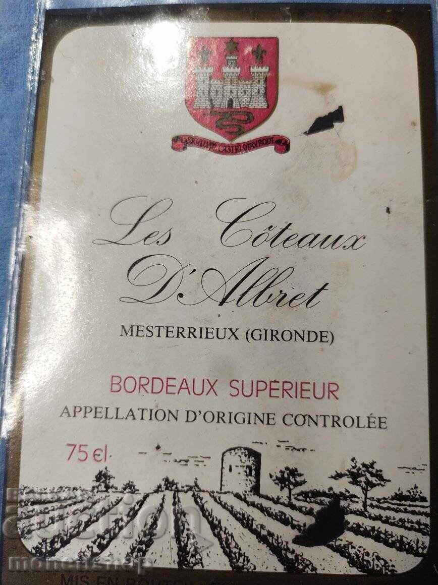 Delivery of We offer a large collection of wine labels Delivery of We offer a large collection of wine labels