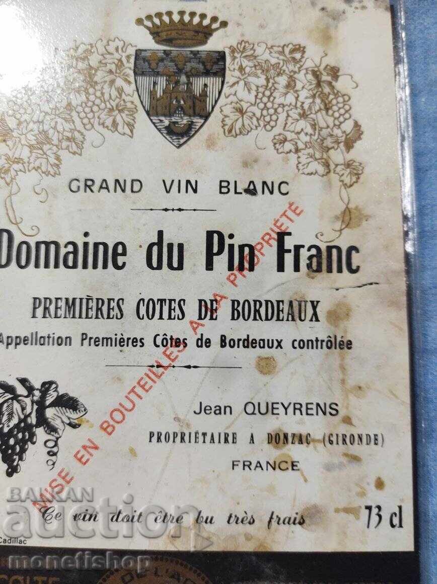 We offer a large collection of wine labels - 6 We offer a large collection of wine labels - 6