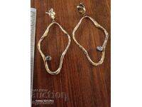 Silver earrings with 925 gold plating.