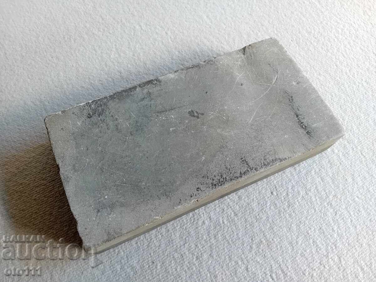 STONE - BELGIUM - MASAT - GRINDER - 5