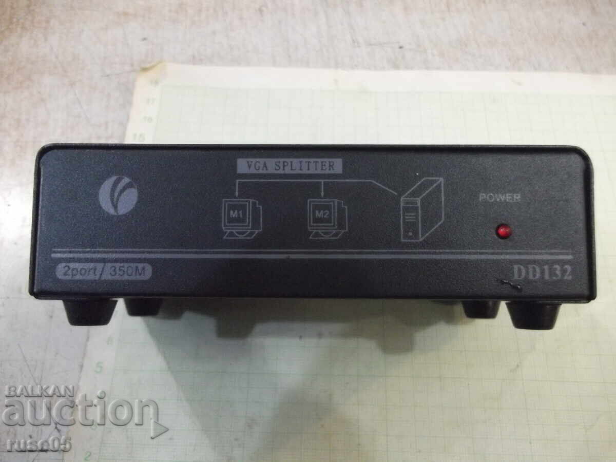 VCom VGA Splitter 1x2 - DD132 working VCom VGA Splitter 1x2 - DD132 working