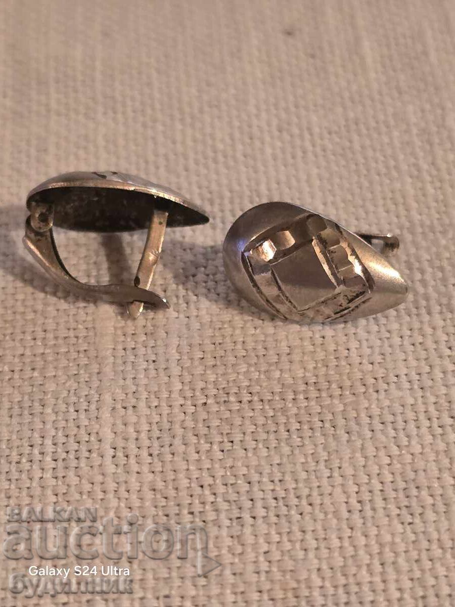 Аукцион Сребърни обеци 925 Проба. Аукцион Сребърни обеци 925 Проба.