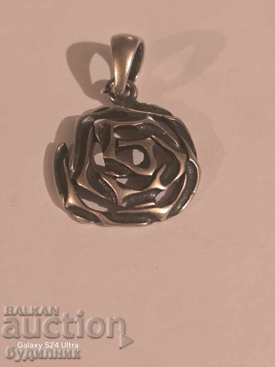 Silver with a pendant 925 Sample. - 5 Silver with a pendant 925 Sample. - 5
