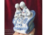 Porcelain statuette of lovers