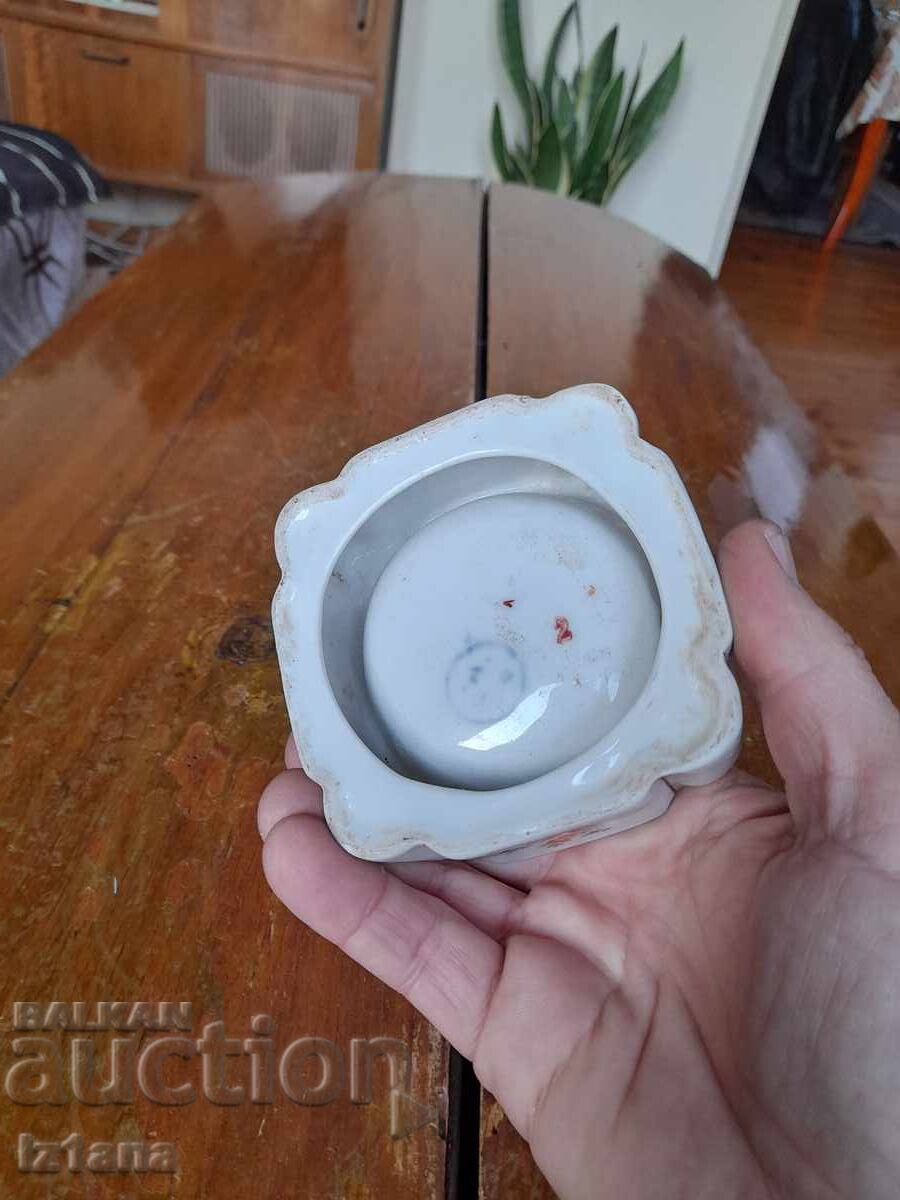 Old porcelain ashtray - 5 Old porcelain ashtray - 5