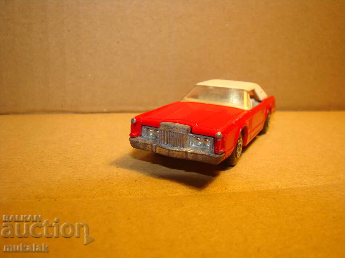 1:64??? MATCHBOX LINCOLN CONTINENTAL MODEL CAR TOY with price 20.00 BGN | € 10.23