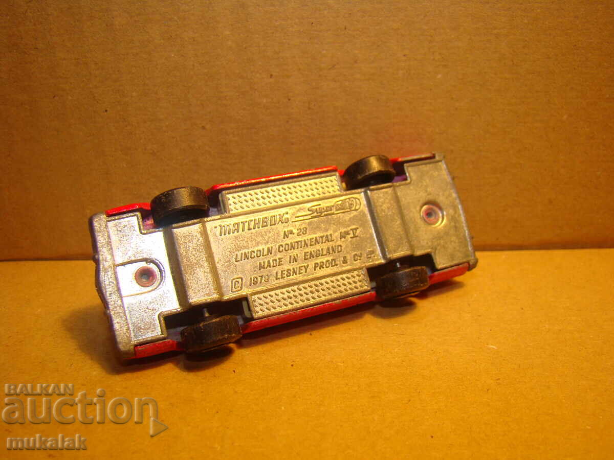 1:64??? MATCHBOX LINCOLN CONTINENTAL MODEL CAR TOY - 5