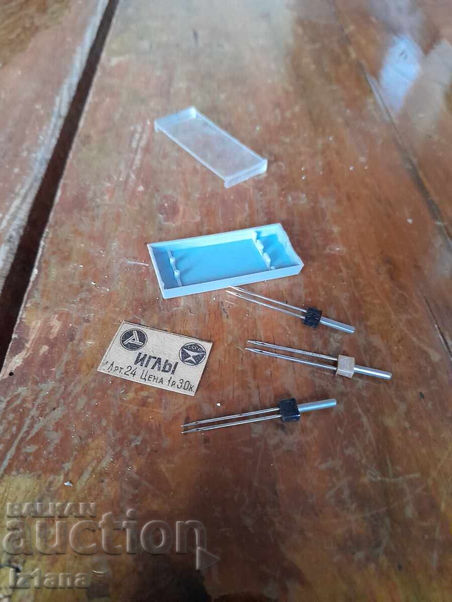 Old needle, sewing machine needles with price 43.00 BGN | € 21.99