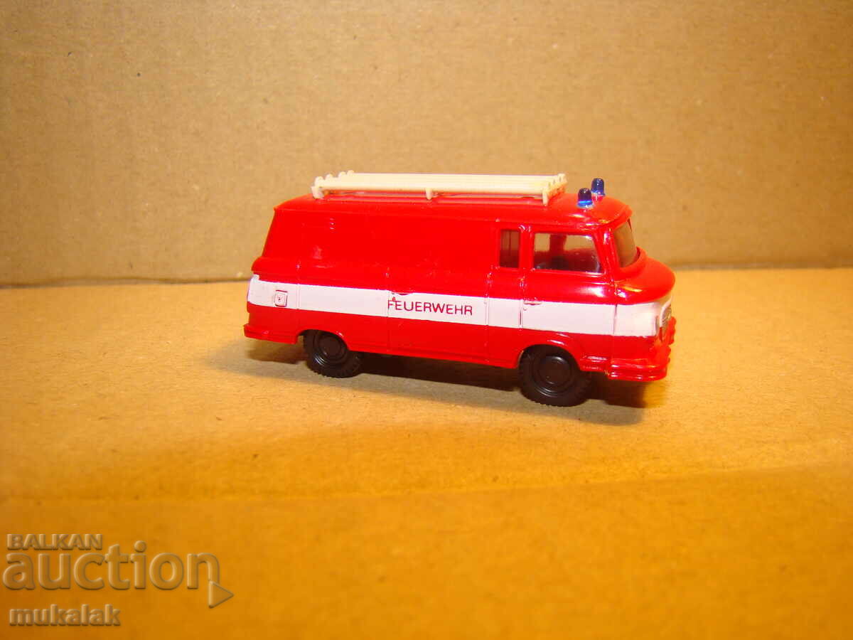 Auction H0 1/87 BARKAS FIRE ENGINE MODEL TOY TROLLEY Auction H0 1/87 BARKAS FIRE ENGINE MODEL TOY TROLLEY