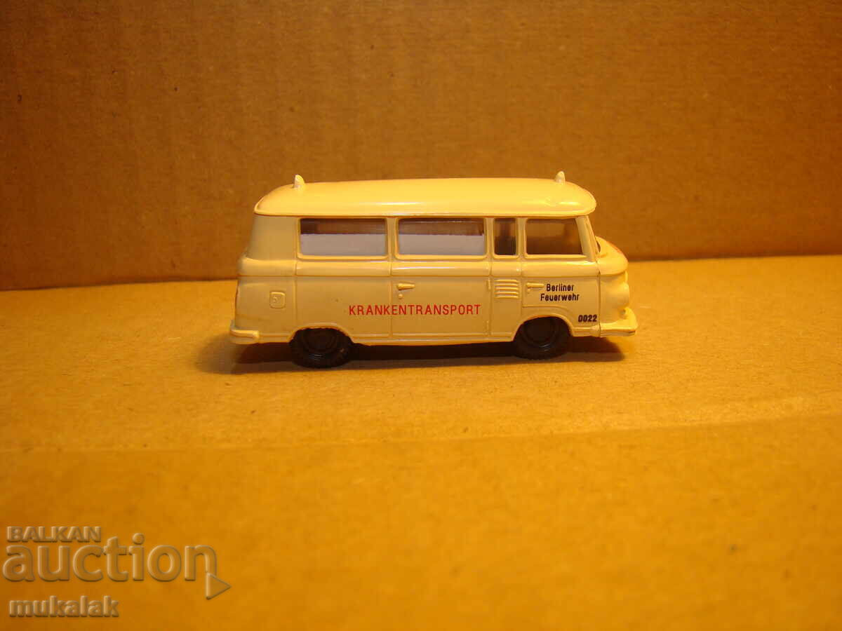 Auction  H0 1/87 BARKAS BARKAS AMBULANCE?? MODEL TROLLEY TOY