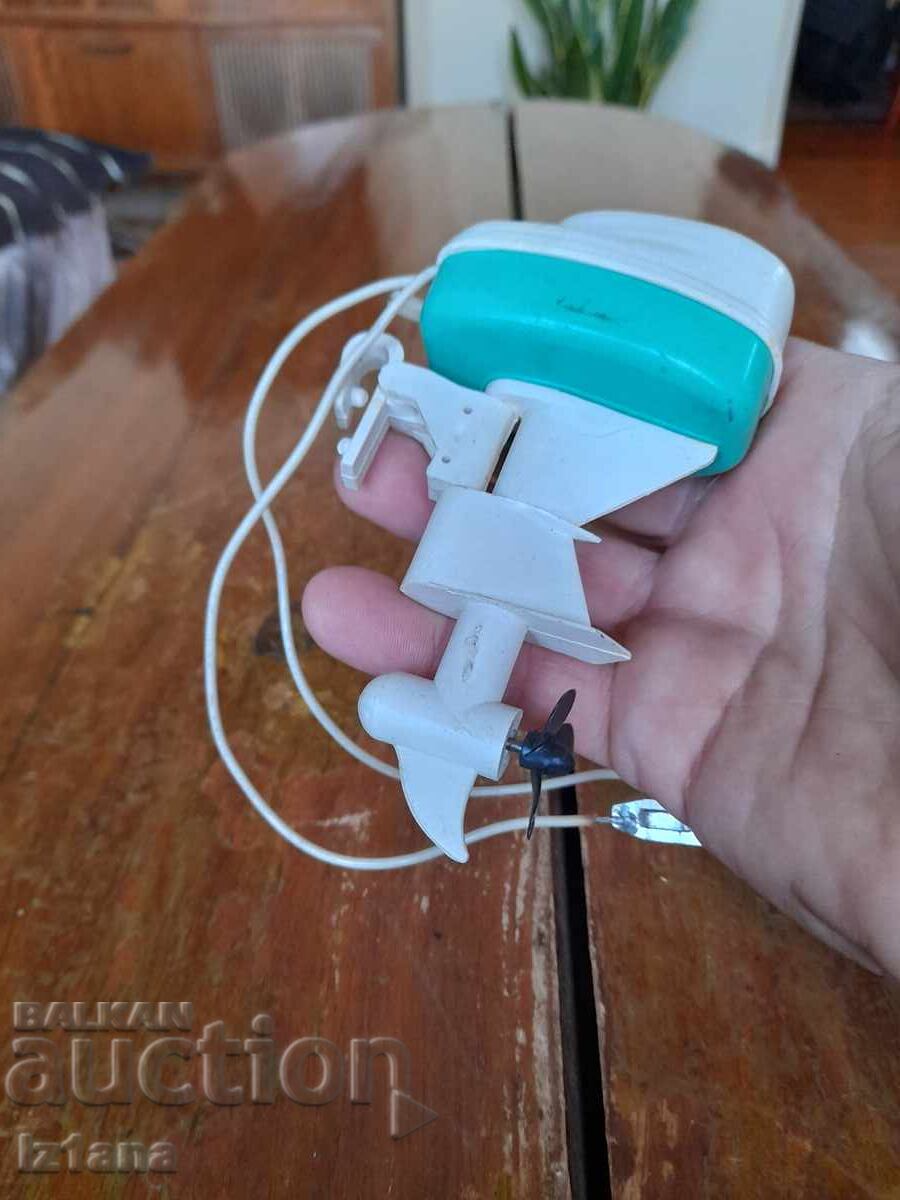 Old motorboat engine with price 42.00 BGN | € 21.47 Old motorboat engine with price 42.00 BGN | € 21.47