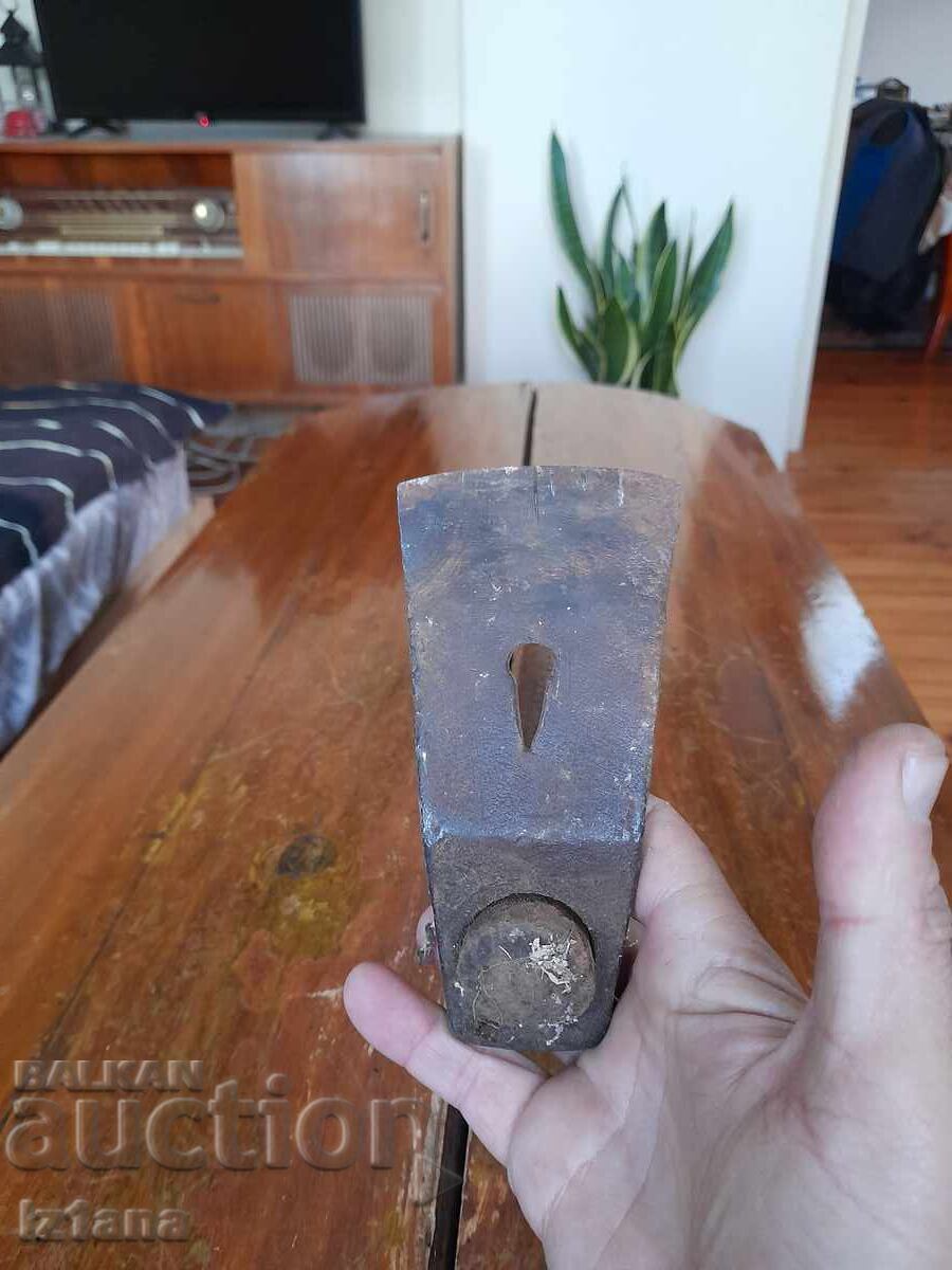 Auction Old Tesla #5 Auction Old Tesla #5