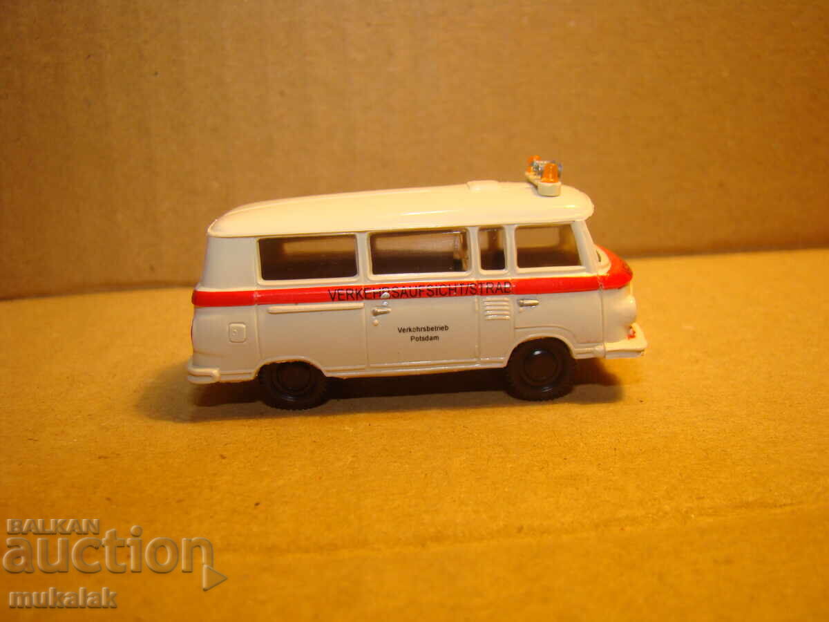 Auction H0 1/87 BARKAS BARKAS AMBULANCE??? MODEL TROLLEY TOY Auction H0 1/87 BARKAS BARKAS AMBULANCE??? MODEL TROLLEY TOY