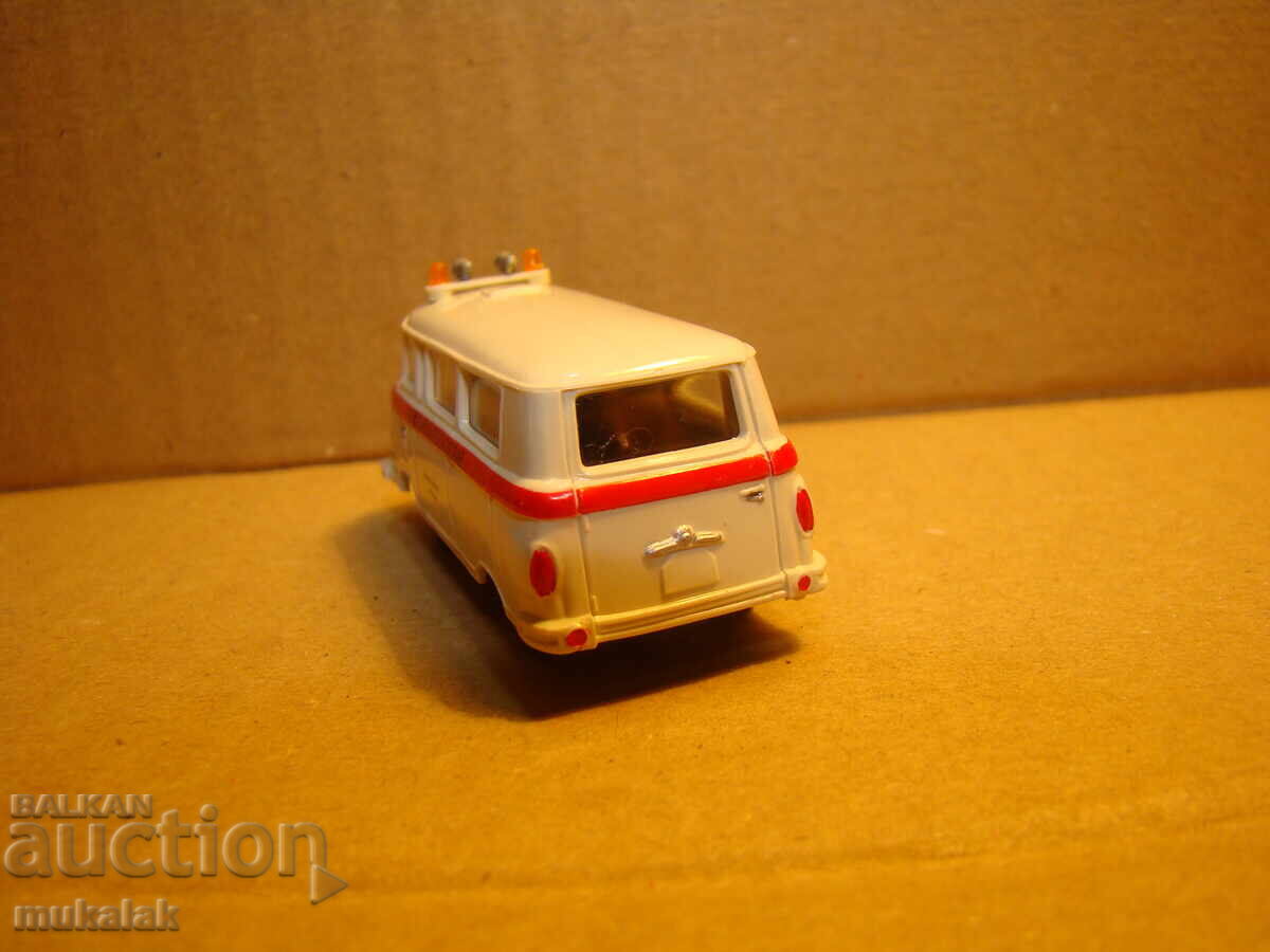 Delivery of H0 1/87 BARKAS BARKAS AMBULANCE??? MODEL TROLLEY TOY Delivery of H0 1/87 BARKAS BARKAS AMBULANCE??? MODEL TROLLEY TOY