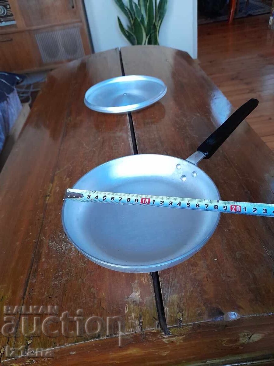 Auction Old aluminum pan Auction Old aluminum pan