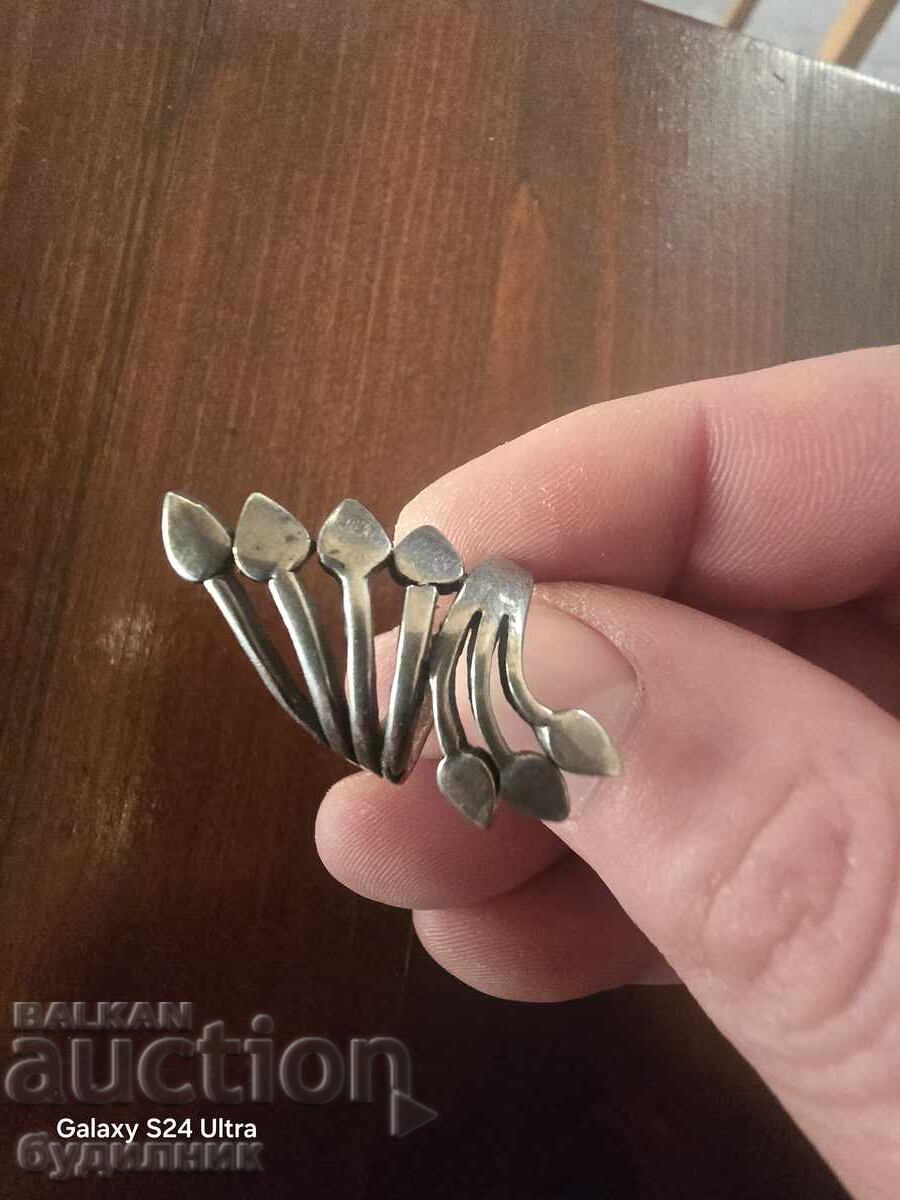 Silver ring 17cm 925 Sample. with price 26.99 BGN | € 13.80 Silver ring 17cm 925 Sample. with price 26.99 BGN | € 13.80