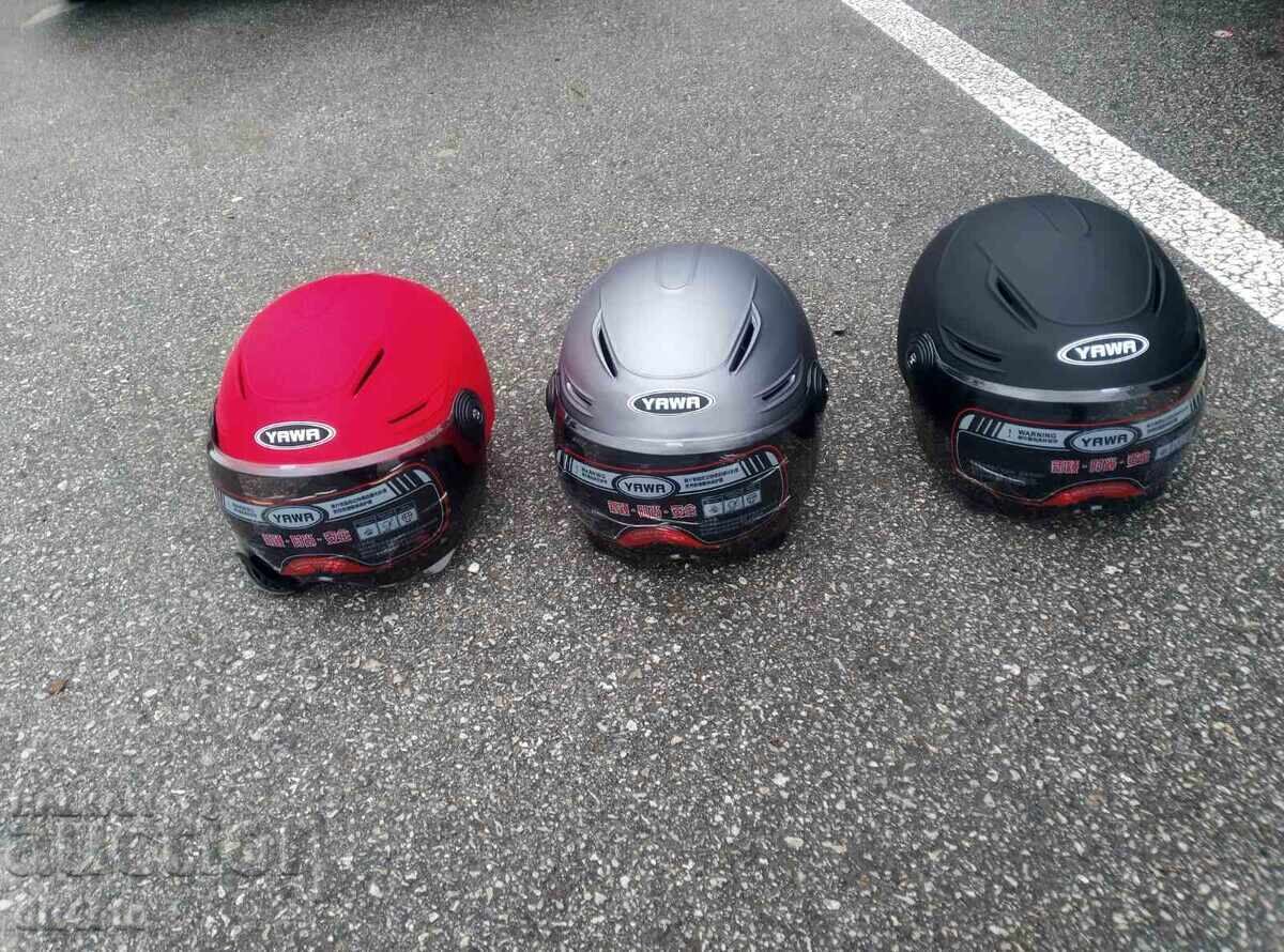 Casca, cască pentru motocicletă, scuter, moped cu vizieră YAWA neagră, si