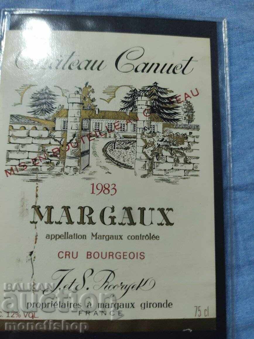 We offer a large collection of wine labels - 6 We offer a large collection of wine labels - 6