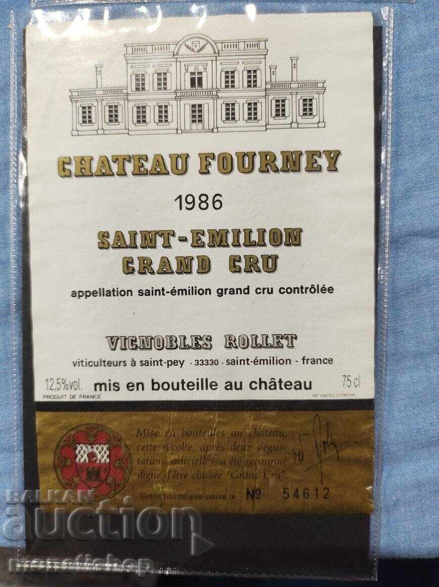 We offer a large collection of wine and champagne labels. - 6