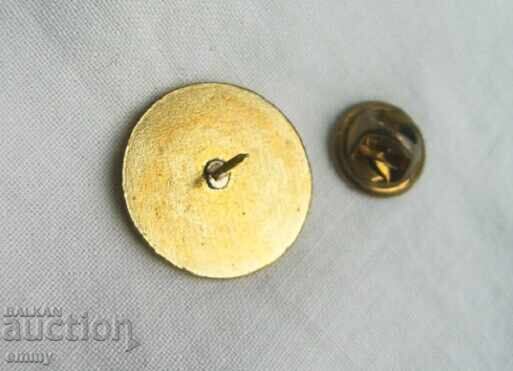 Badge Bulgarian Olympic team shooting sport Sydney 2000 with price 3.50 BGN | € 1.79 Badge Bulgarian Olympic team shooting sport Sydney 2000 with price 3.50 BGN | € 1.79