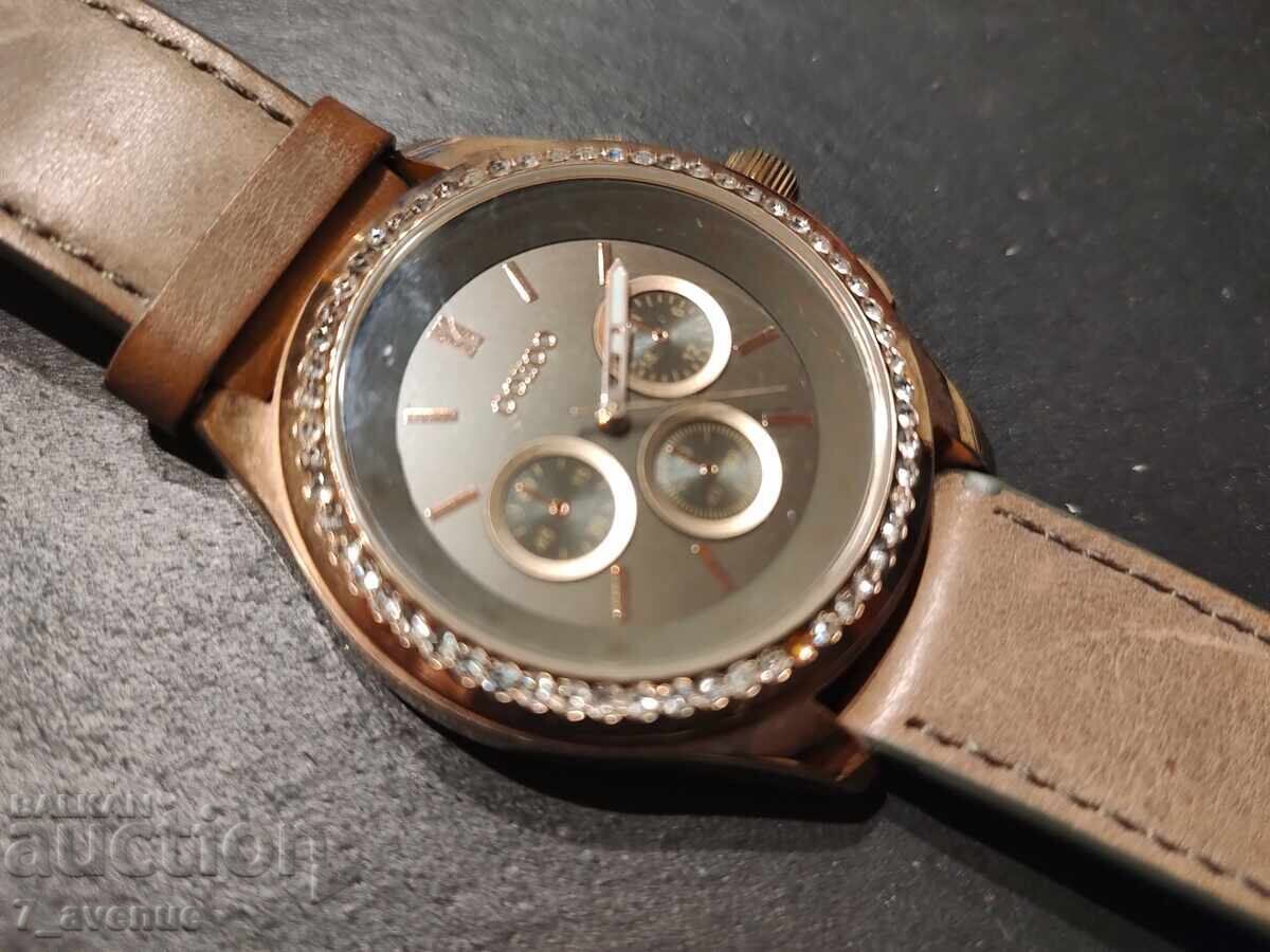 Ladies' wristwatch, rose gold plated, 7.02.2025 with price 99.00 BGN | € 50.62 Ladies' wristwatch, rose gold plated, 7.02.2025 with price 99.00 BGN | € 50.62