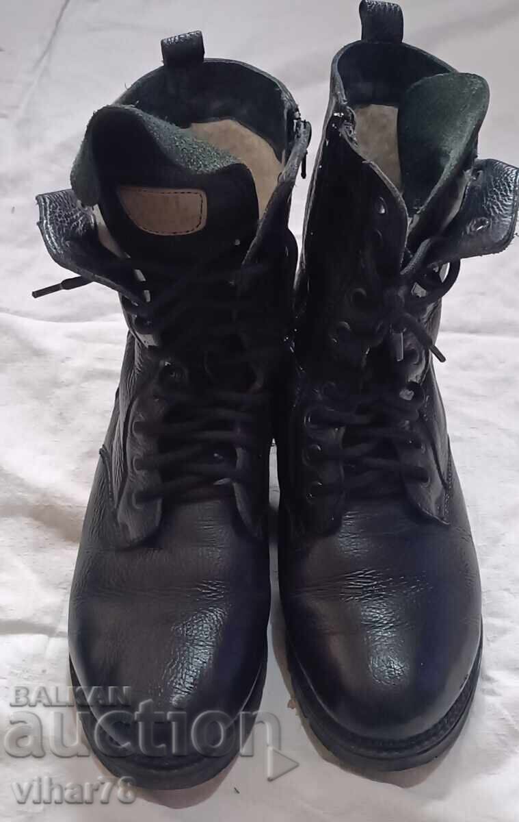 Κουβανέζες γυναικών Κουβανέζες γυναικών