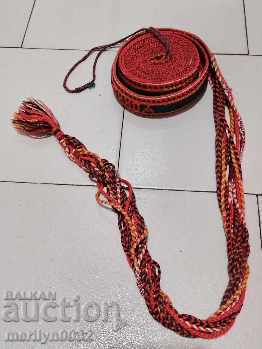Auction Old hand-woven belt from the beginning of the 20th century, costume, length 3.37 meters Auction Old hand-woven belt from the beginning of the 20th century, costume, length 3.37 meters