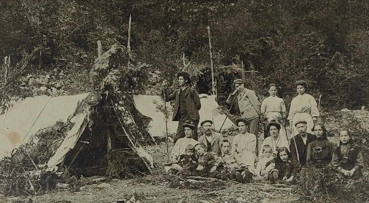 Auction 1909 BIVUK CAMP OLD PHOTO CARDBOARD BULGARIA Auction 1909 BIVUK CAMP OLD PHOTO CARDBOARD BULGARIA