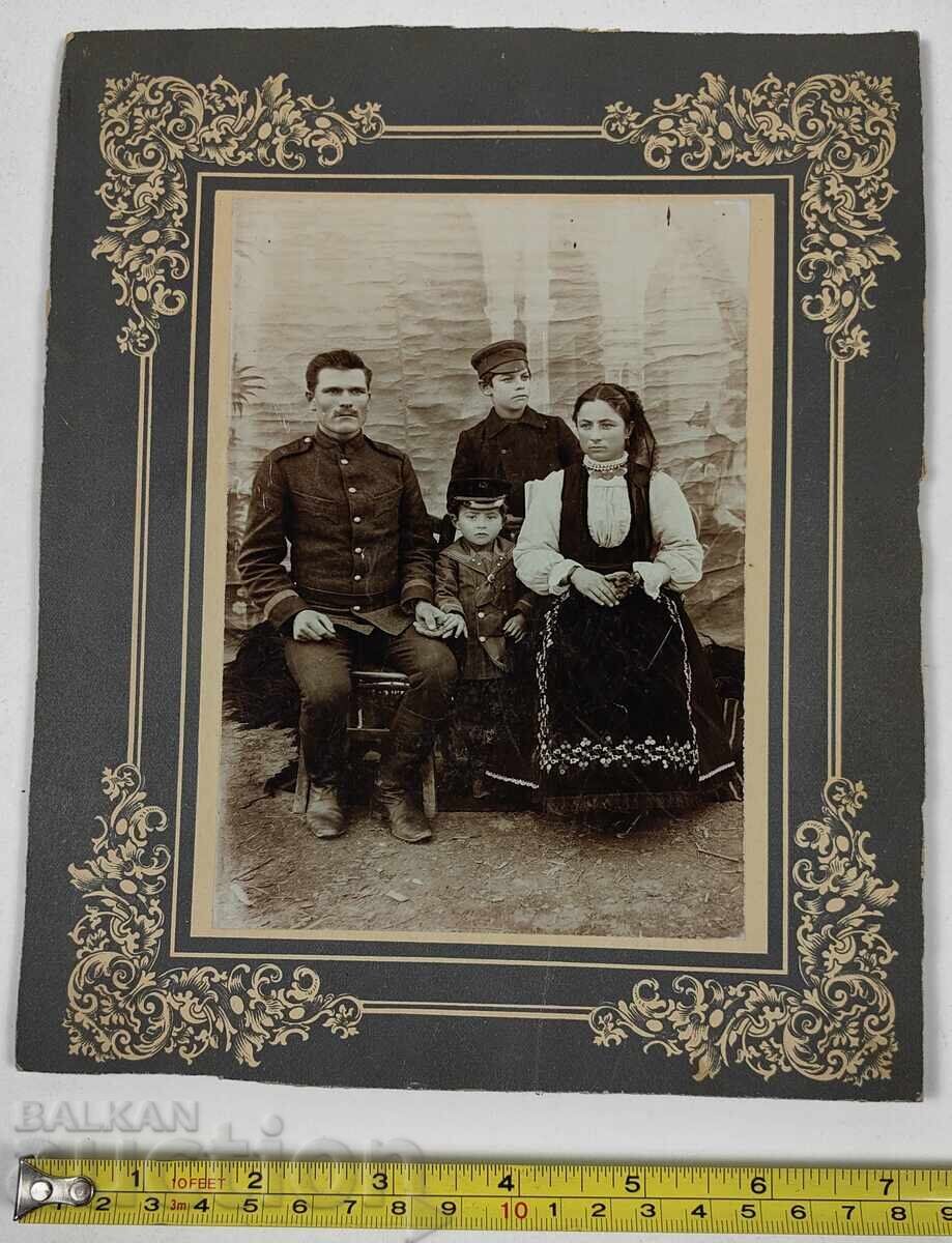 MILITARY COSTUME OLD FAMILY PHOTO CARDBOARD BULGARIA with price 75.00 BGN | € 38.35