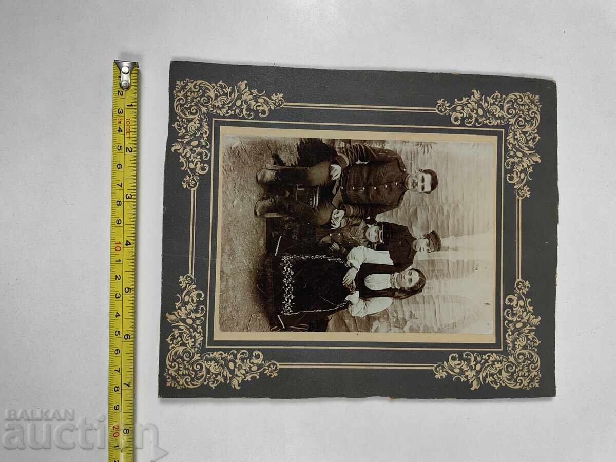 Auction  MILITARY COSTUME OLD FAMILY PHOTO CARDBOARD BULGARIA