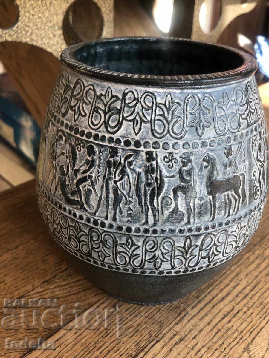 CERAMIC VASE - PERFECT