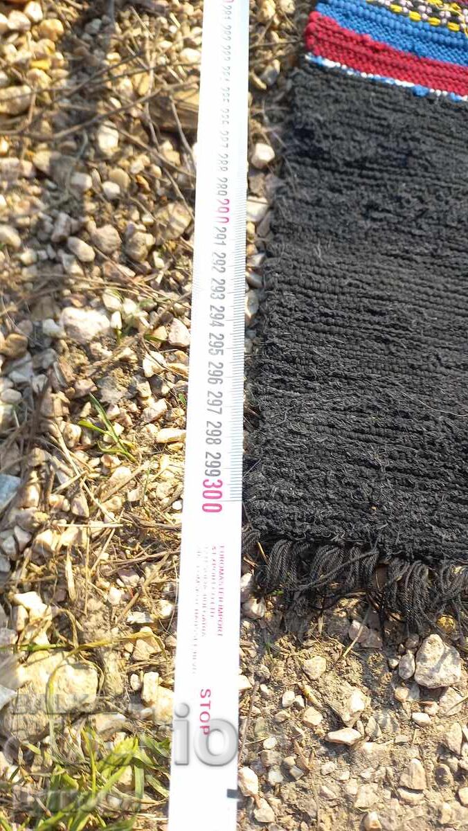 Delivery of OLD LINEN CARPET Delivery of OLD LINEN CARPET