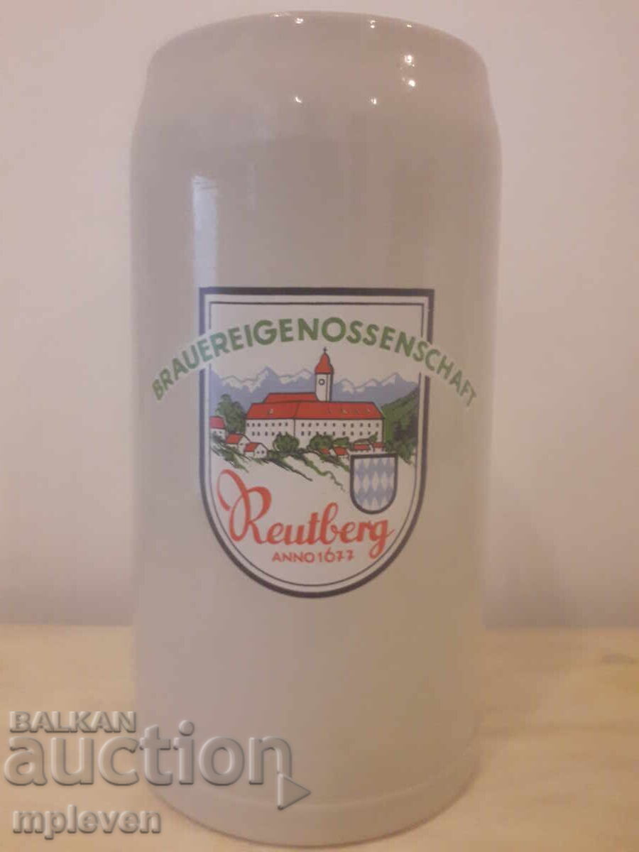 Halbă de bere 2 litri Halbă de bere 2 litri