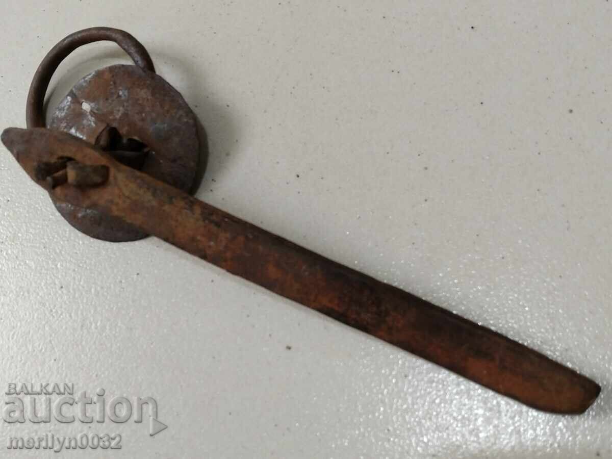 Antique wrought iron latch, lock, latch for an antique gate - 5 Antique wrought iron latch, lock, latch for an antique gate - 5