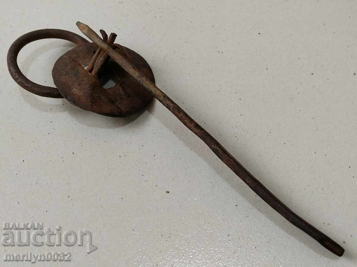 Antique wrought iron latch, lock, latch for an antique gate - 6 Antique wrought iron latch, lock, latch for an antique gate - 6