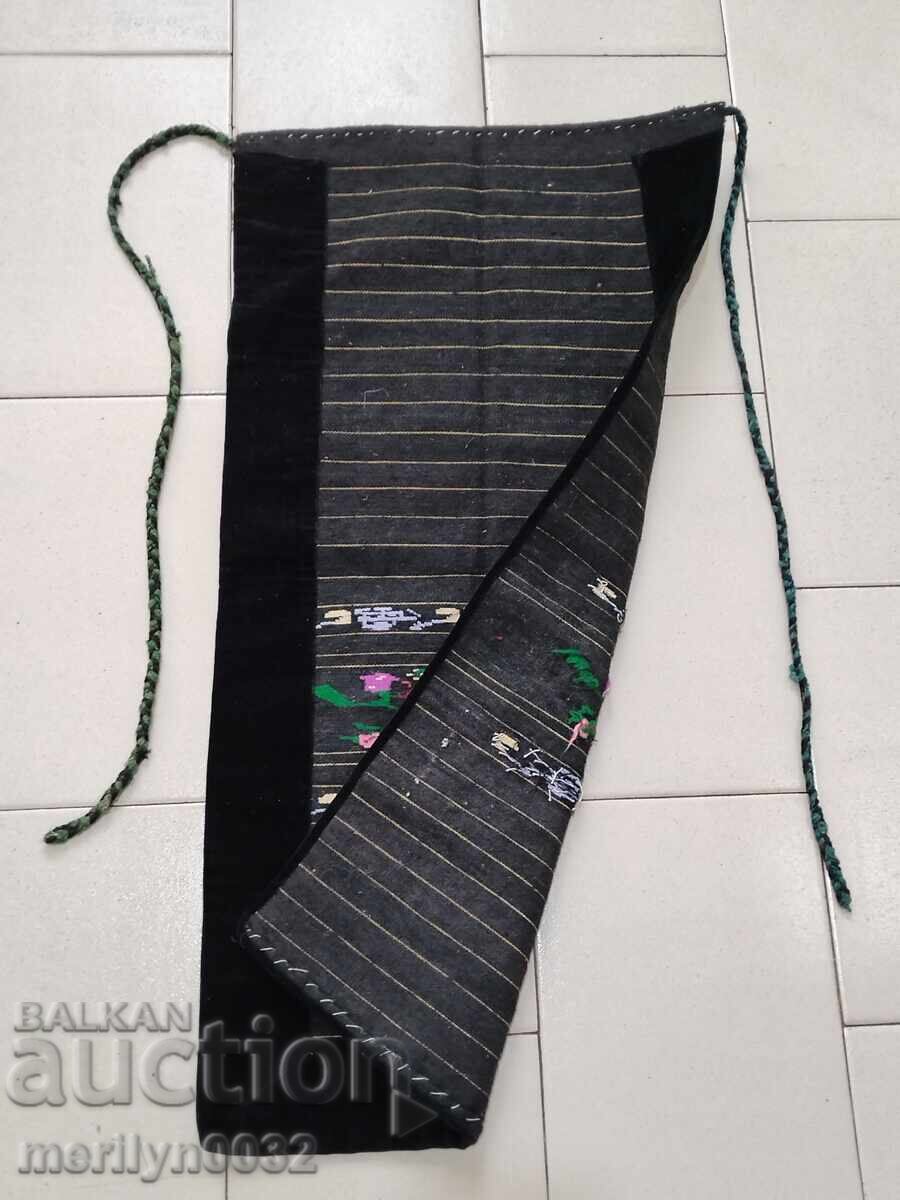 Παλιά ποδιά κέντημα πούλιες, φορεσιά, ύφασμα με τιμή 93.00 BGN | € 47.55 Παλιά ποδιά κέντημα πούλιες, φορεσιά, ύφασμα με τιμή 93.00 BGN | € 47.55