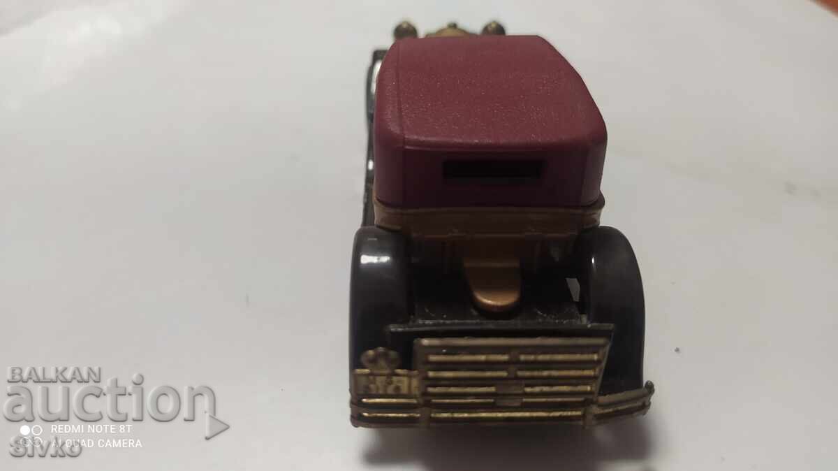 Delivery of MATCHBOX PACKARD VICTORIA 1930 Trolley Delivery of MATCHBOX PACKARD VICTORIA 1930 Trolley