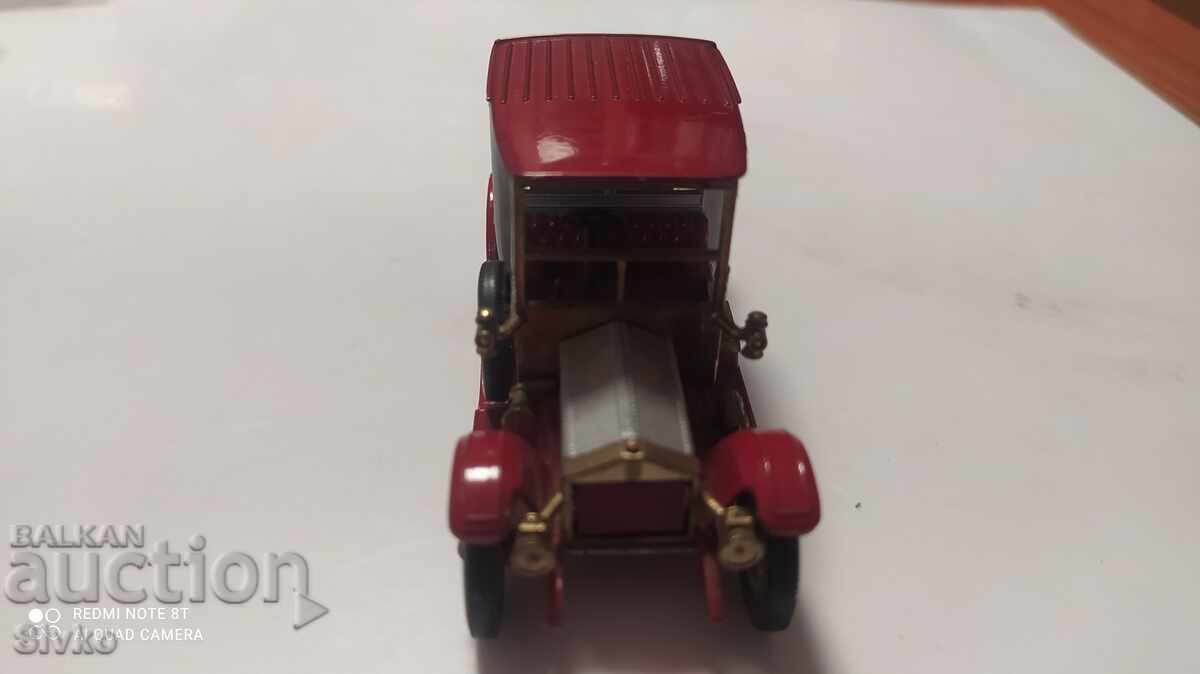 MATCHBOX ROLLS ROYCE 1912 Trolley with price 29.99 BGN | € 15.33 MATCHBOX ROLLS ROYCE 1912 Trolley with price 29.99 BGN | € 15.33