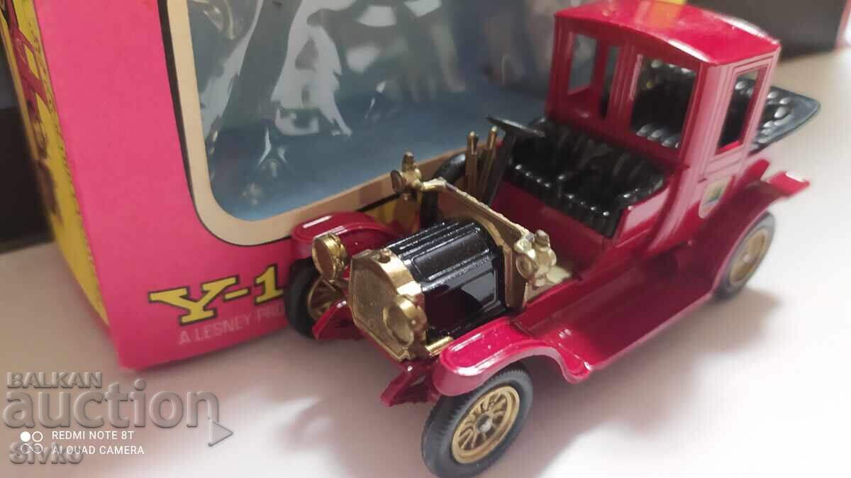 Delivery of MATCHBOX metal retro stroller model PACKARD LANDAULET 1912 Delivery of MATCHBOX metal retro stroller model PACKARD LANDAULET 1912
