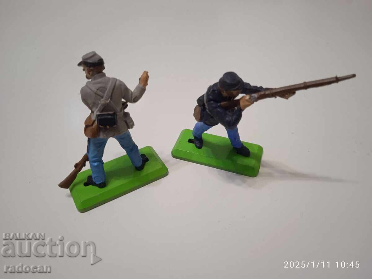 Licitație Soldații figuri 2 buc., Britains LTD, fabricate în Anglia