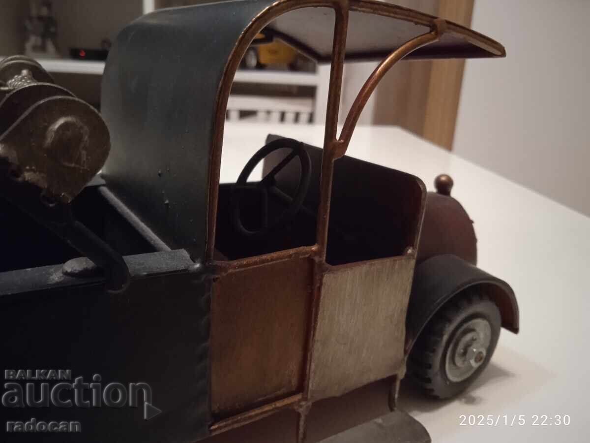 A big old metal cart, a roadside assistance pickup. - 5 A big old metal cart, a roadside assistance pickup. - 5