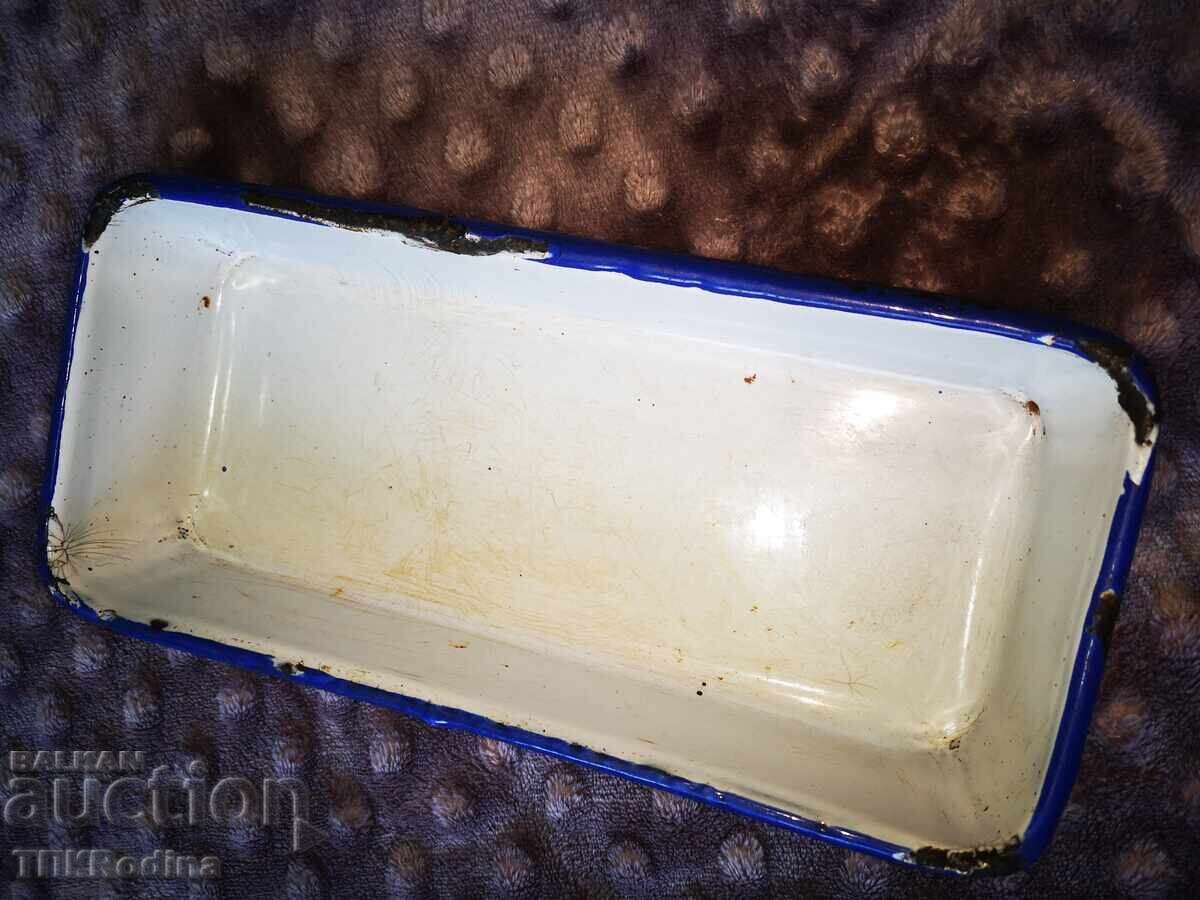 Enamel basin - 5 Enamel basin - 5