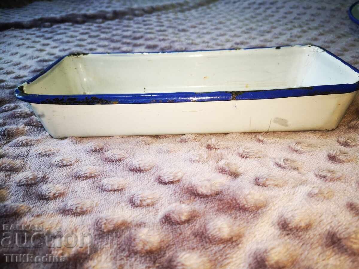 Enamel basin - 6 Enamel basin - 6