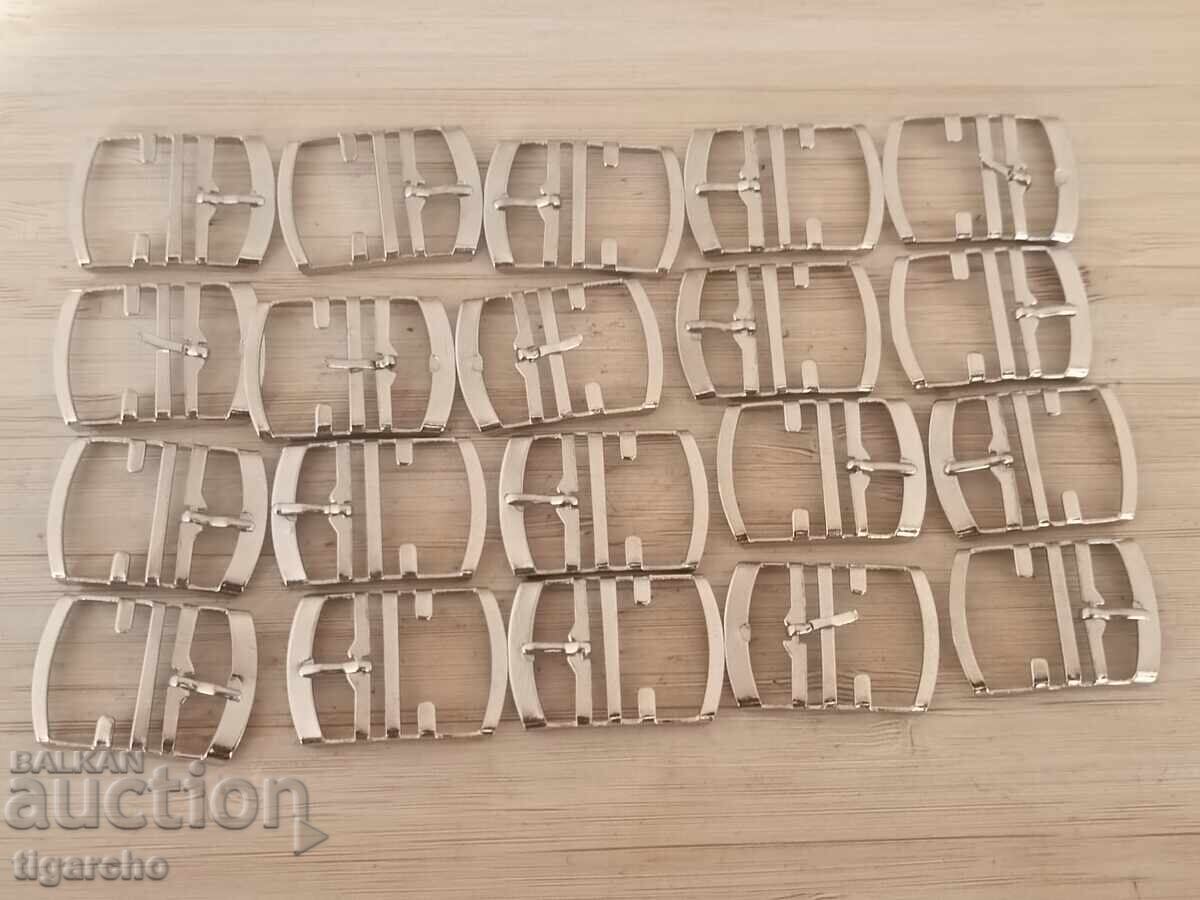 Δημοπρασία Κουμπώματα με λουράκι ρολογιού Δημοπρασία Κουμπώματα με λουράκι ρολογιού