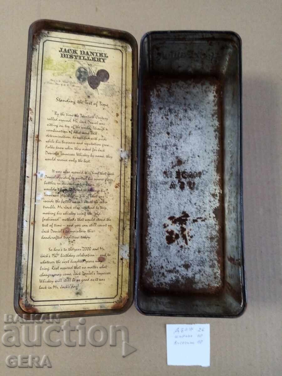 Delivery of metal box Delivery of metal box