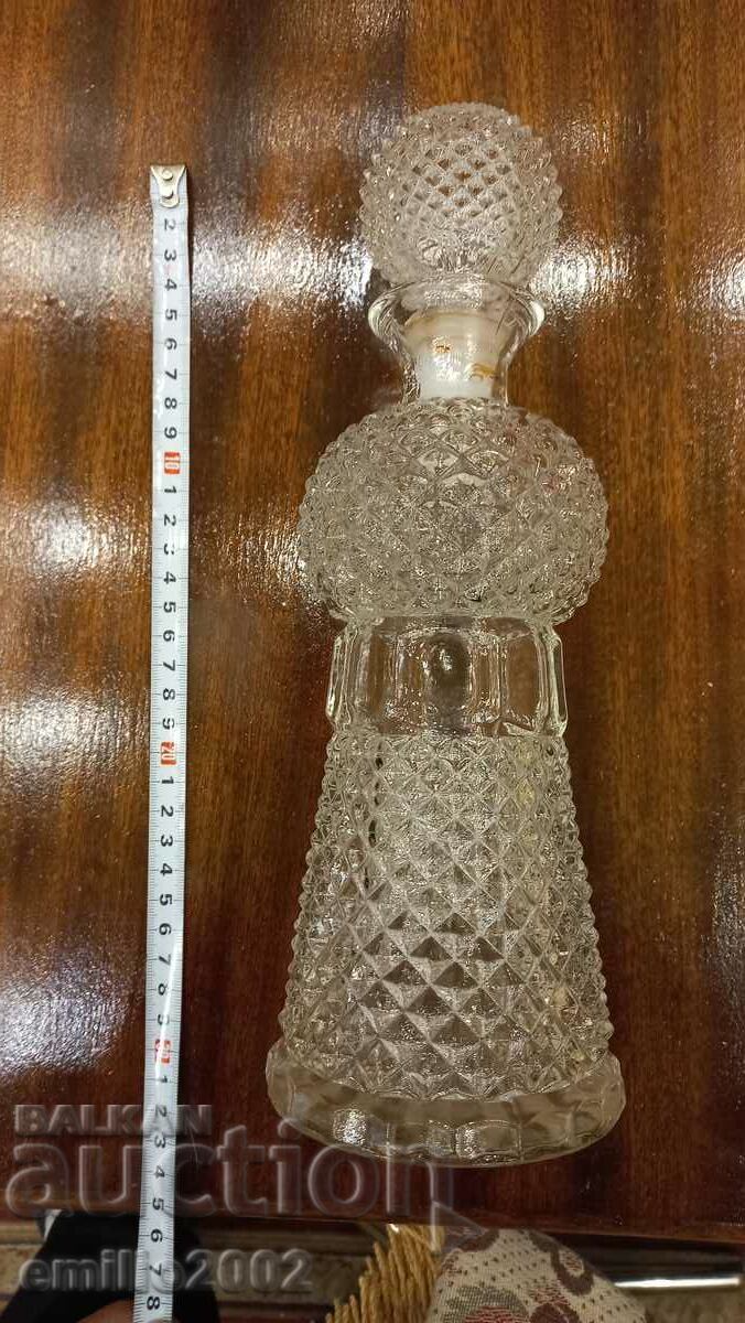 Γυάλινη καράφα ρετρό κοινωνική με τιμή 9.00 BGN | € 4.60 Γυάλινη καράφα ρετρό κοινωνική με τιμή 9.00 BGN | € 4.60