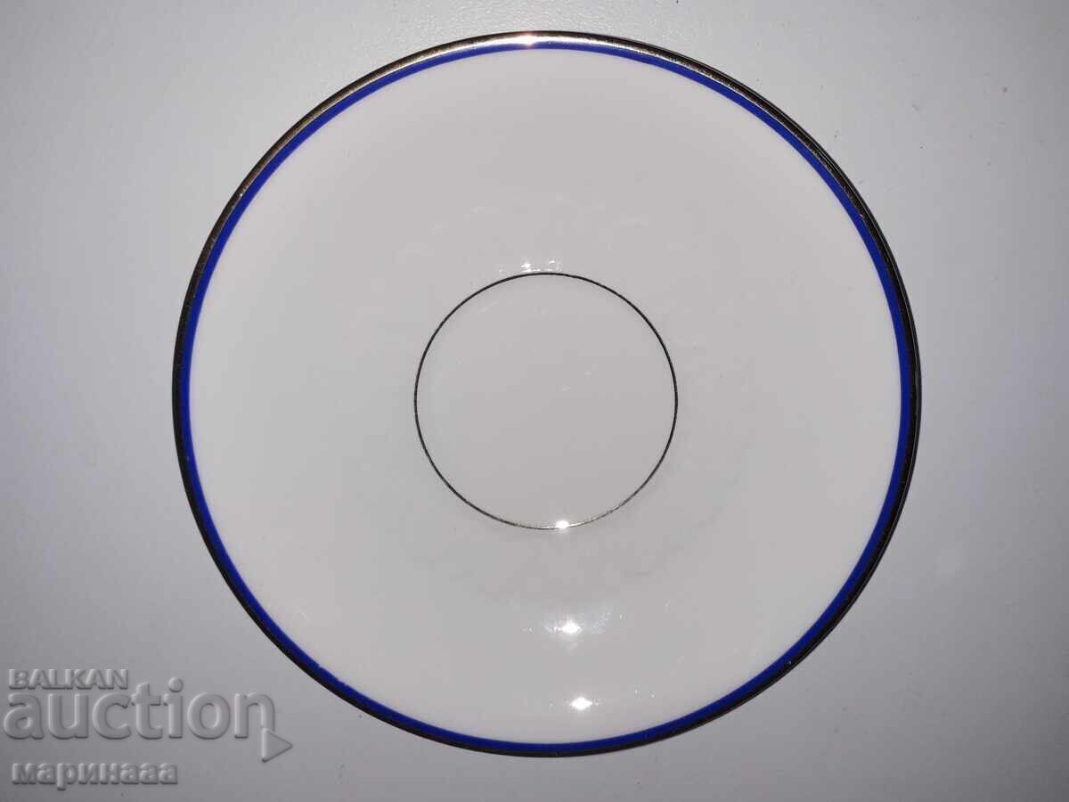 Delivery of PLATE ''ROSENTHAL''. PORCELAIN, GOLD PLATED